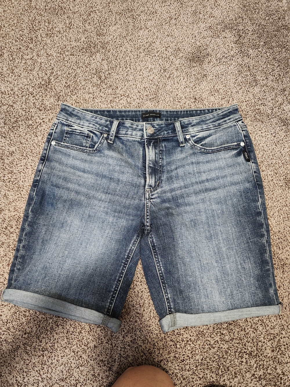 Silver Jeans Women's Medium Blue Denim Jean Shorts Size 31 Waist